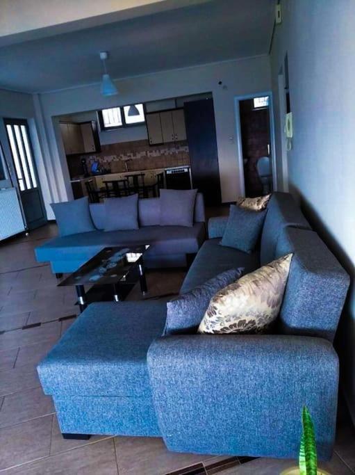 Golden Sunrise Apartman Gíthio Kültér fotó