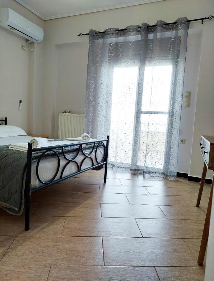 Golden Sunrise Apartman Gíthio Kültér fotó