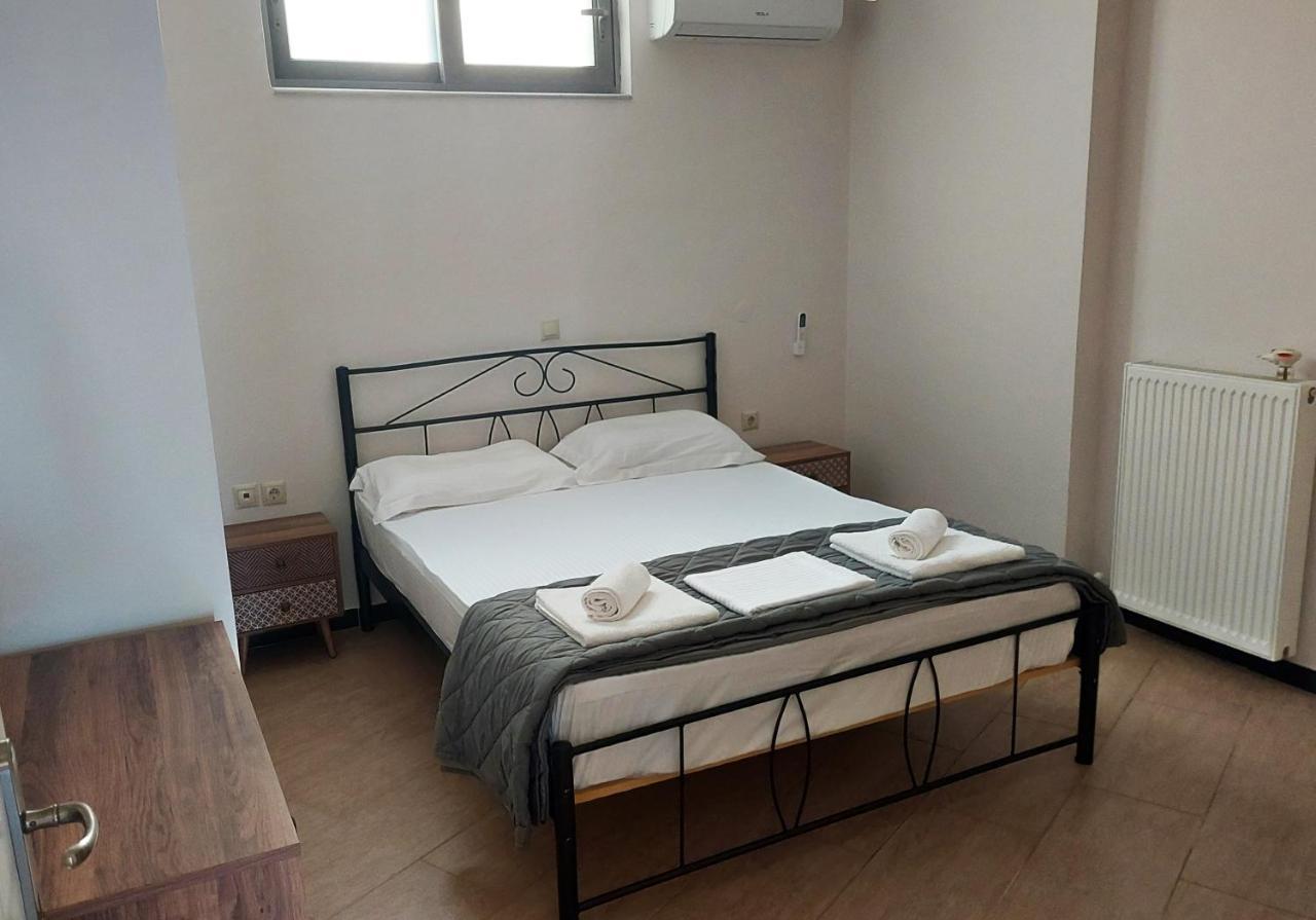 Golden Sunrise Apartman Gíthio Kültér fotó
